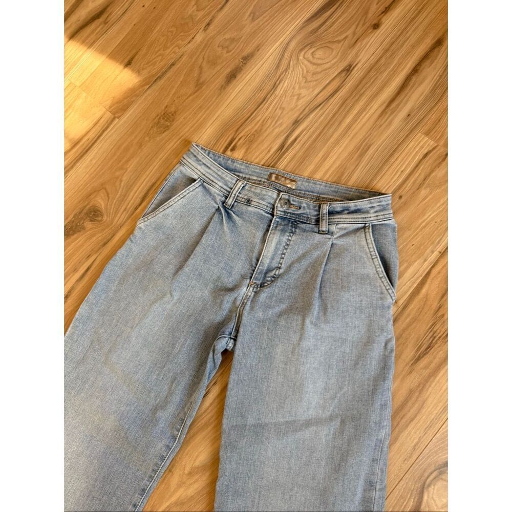 Kut from the Kloth High Rise Wide Leg Pleated Jeans Size 6 - Picture 13 of 14